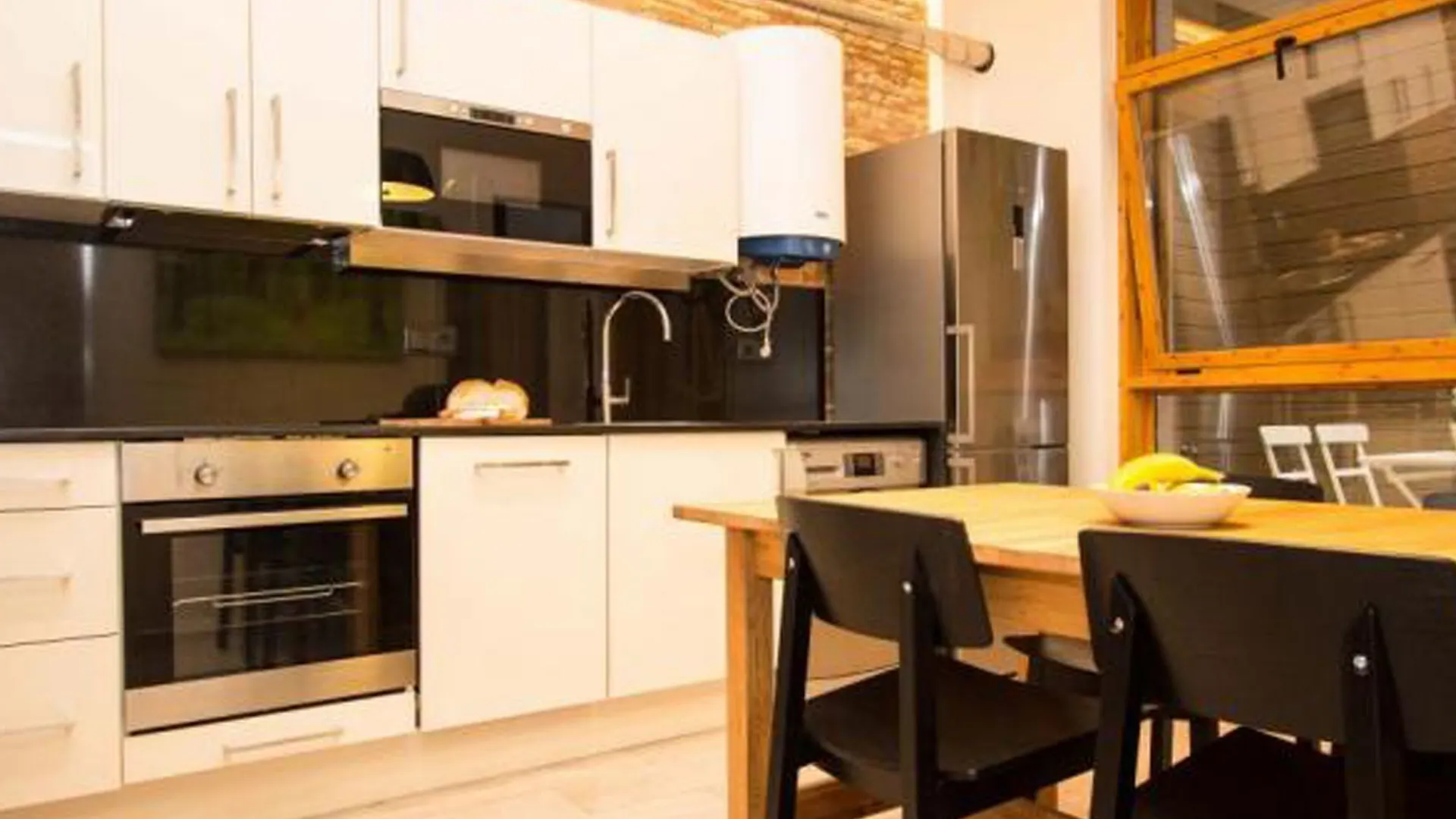 Apartamentos Hypestay 바르셀로나